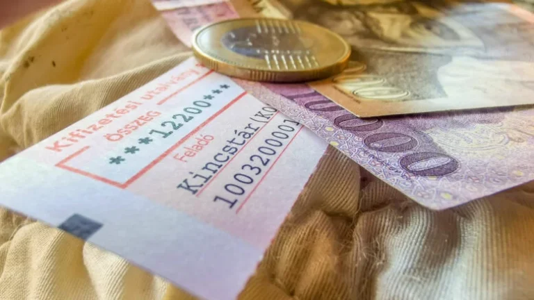 Családi pótlék 2024 - családi kártya