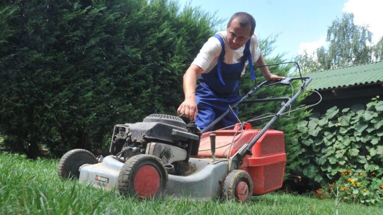 csendháborítás fűnyíró