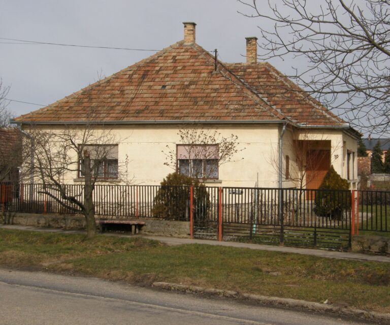 Családi ház ingyen Győr